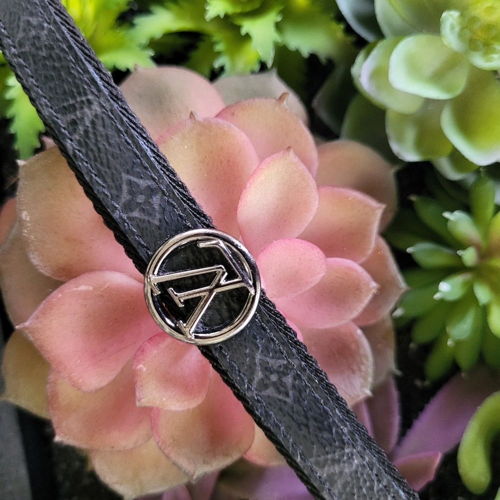 Louis Vuitton Luxury Bracelet Black leather with Silver Hardware absolutely gorg - Picture 9 of 10